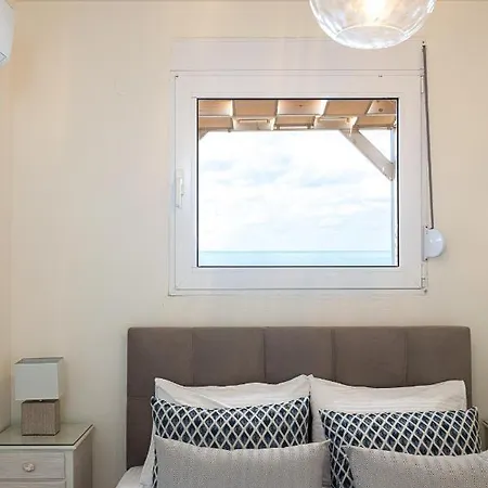 Nathalie'S Beachfront Apartment Ретимно Экстерьер фото